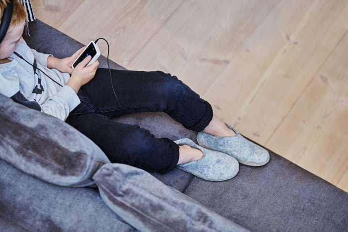 What Are the Best Wool Slippers to Give?