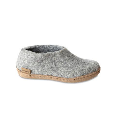 Chaussure pour enfant avec semelle de cuir en gris