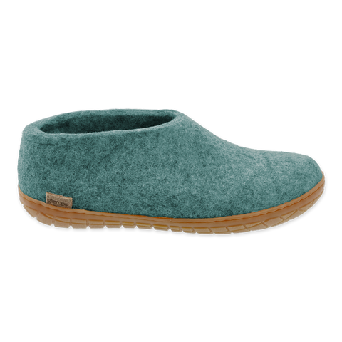 North Sea shoe with natural rubber sole.