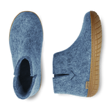Top and side view of a Petrol wool boot with a natural rubber sole.