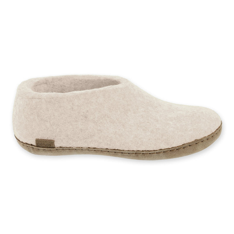 Shoe with leather sole - White