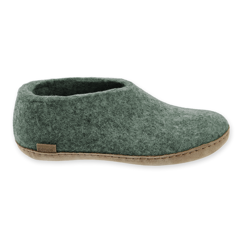 Shoe with leather sole - Moss